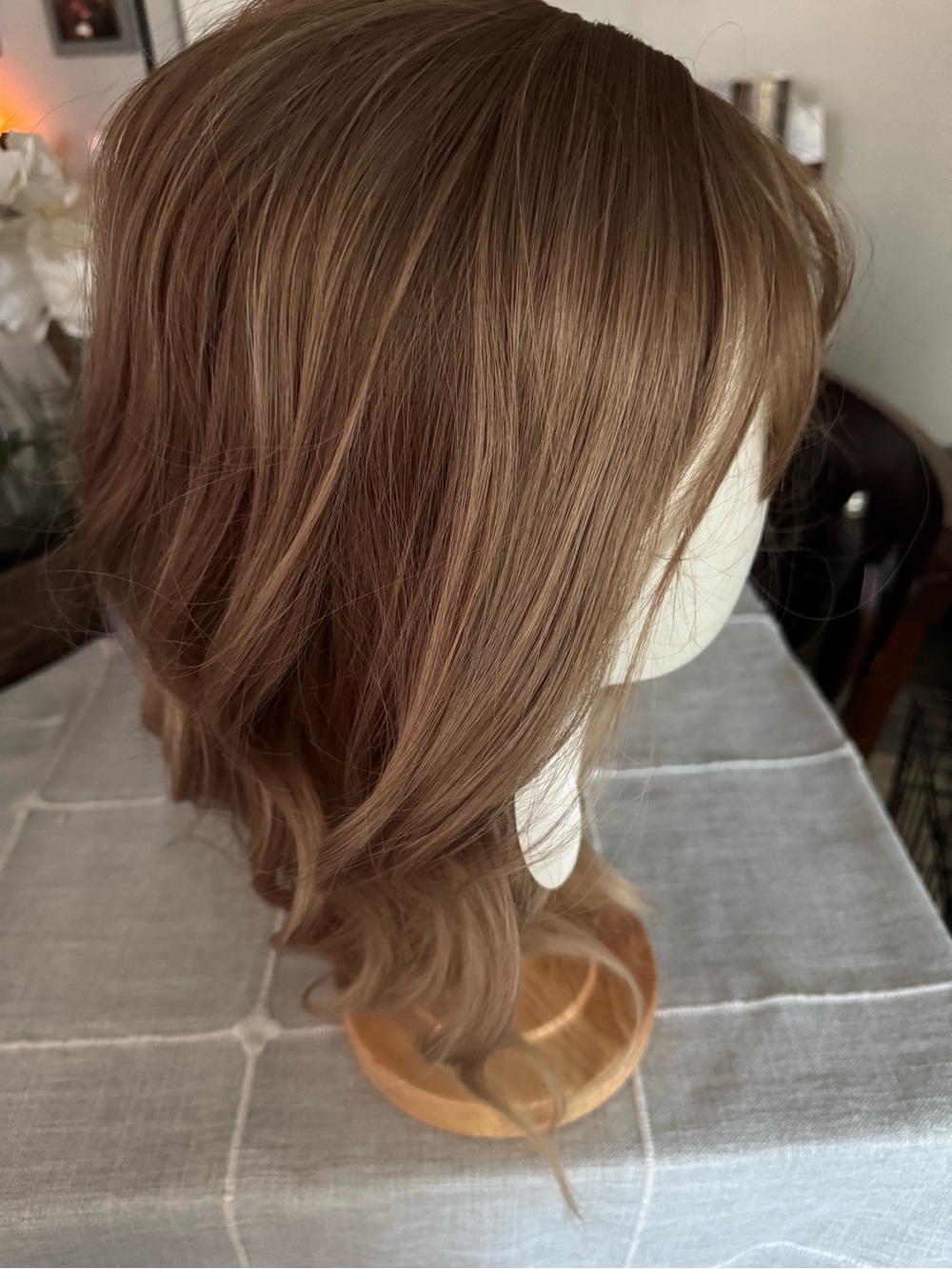 Natural Light Chestnut Brown Wig with Soft Bangs - Picture 2 of 4